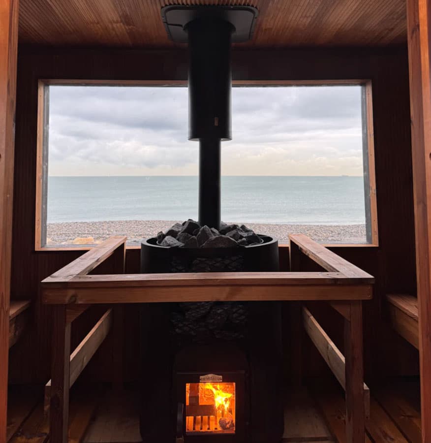 Killiney-Beach-The-Hot-Box-Sauna
